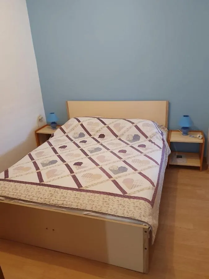 Apartments And Rooms By The Sea Mrljane, Pasman - 8464 Neviđane 3*,