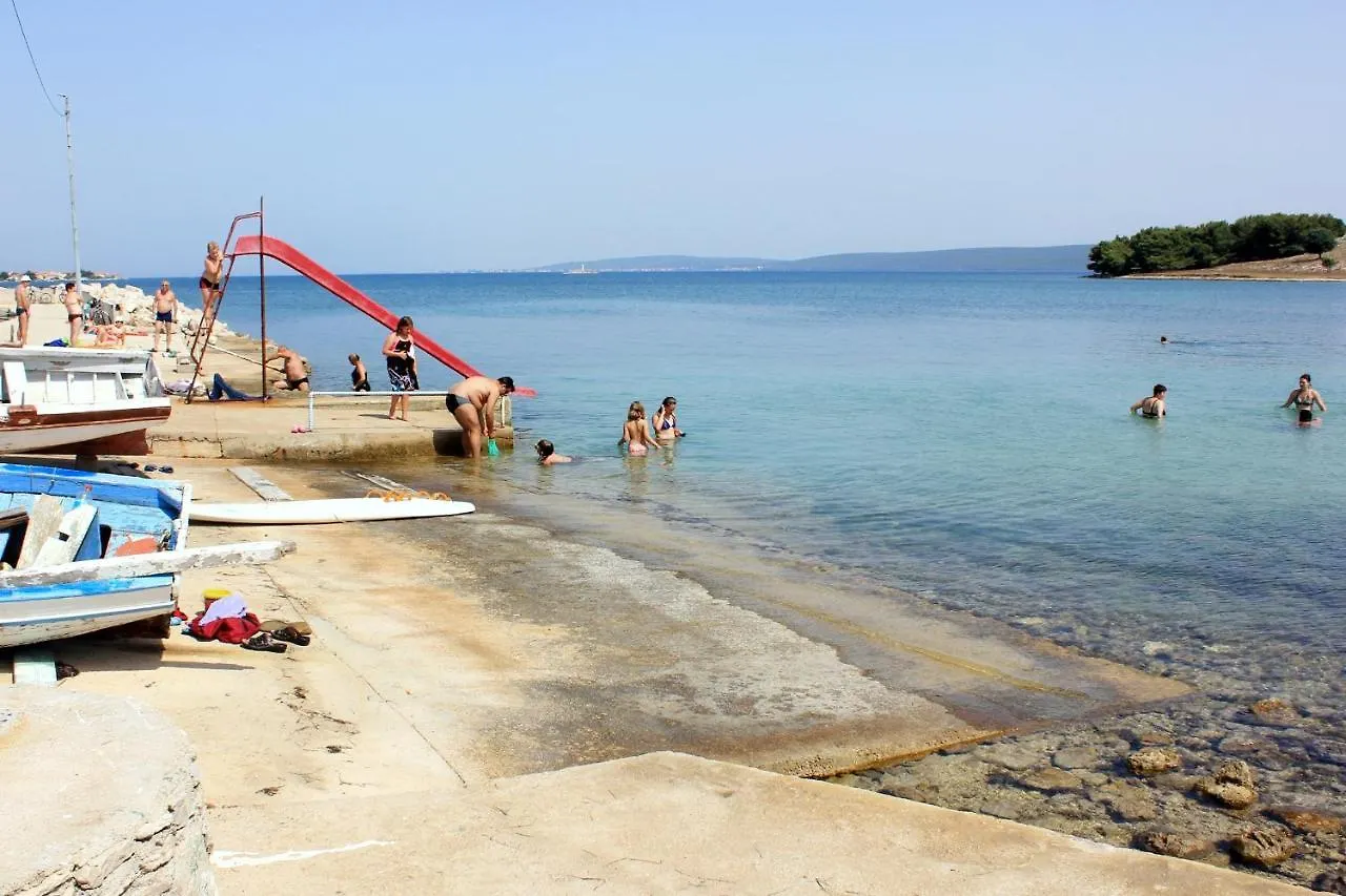 Apartments And Rooms By The Sea Mrljane, Pasman - 8464 Nevidane Guest house