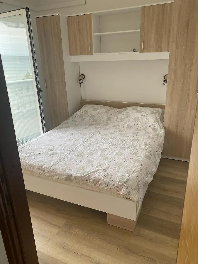 Apartments And Rooms By The Sea Mrljane, Pasman - 8464 Nevidane